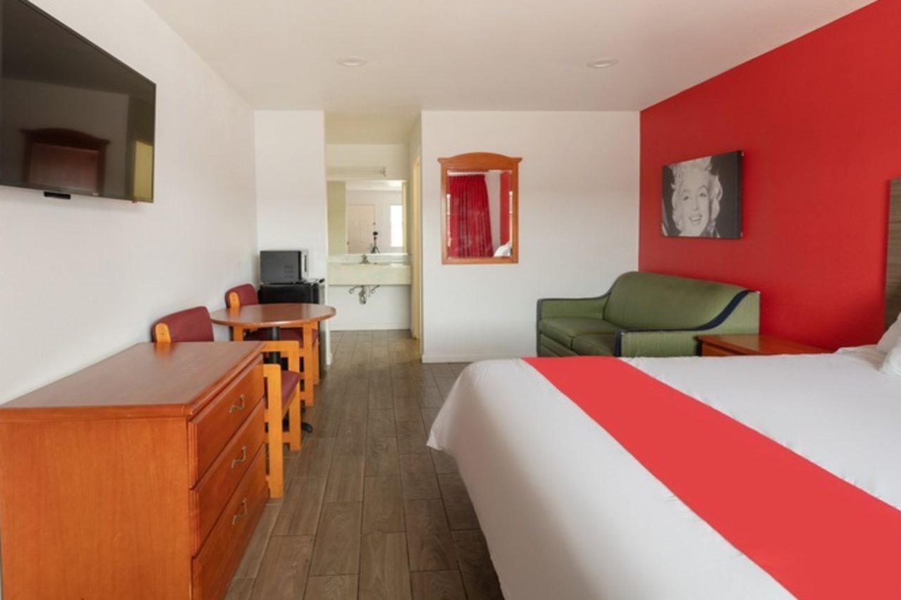 Oyo Hotel San Antonio Near At&T Center المظهر الخارجي الصورة